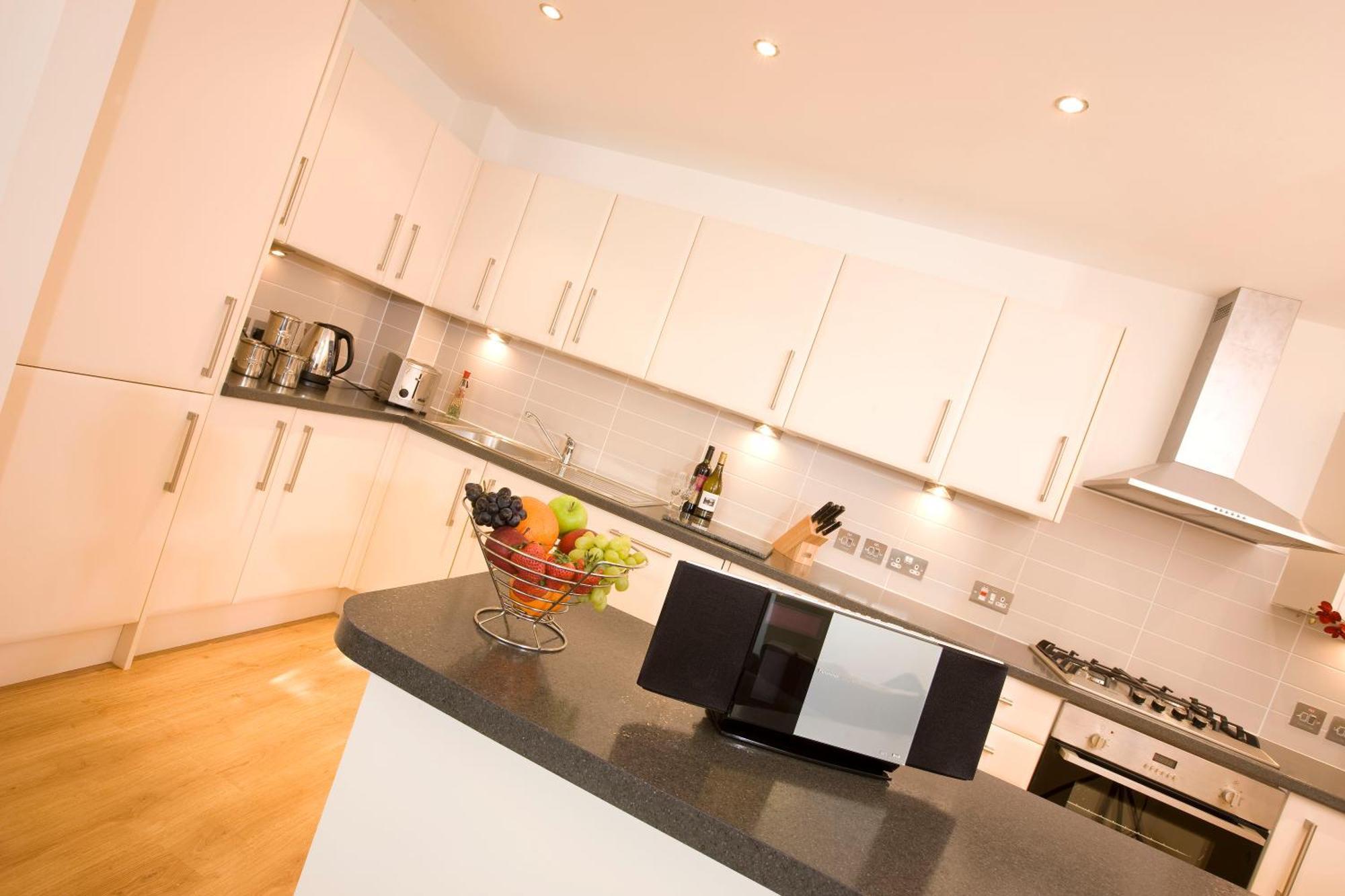 Inverness City Suites Luaran gambar